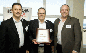 Keith Rees, CFO of Rosenthal Automotive in Berri, SA (centre) with DuPont&rsquo;s Steven Jakopovic (left) and Stan Willmott following the presentation of the 2010 AP&P/DPC sustainability award.